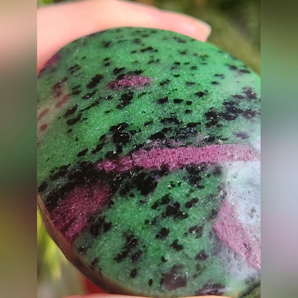✨ Ruby in Zoisite Palm Stone | Natural Healing Crystal | Heart & Vitality ✨ - Picture 3 of 6